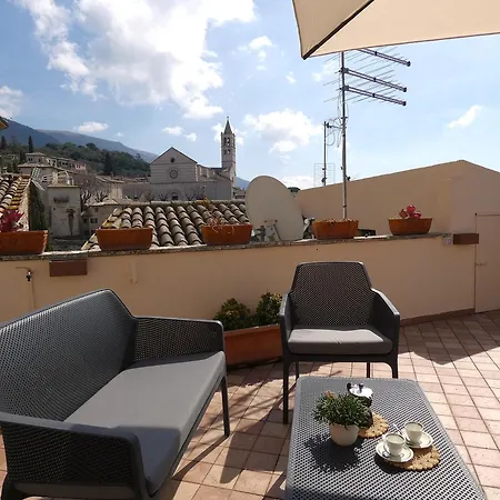 Scappo In Umbria, La Casa Di Eude Apartmán