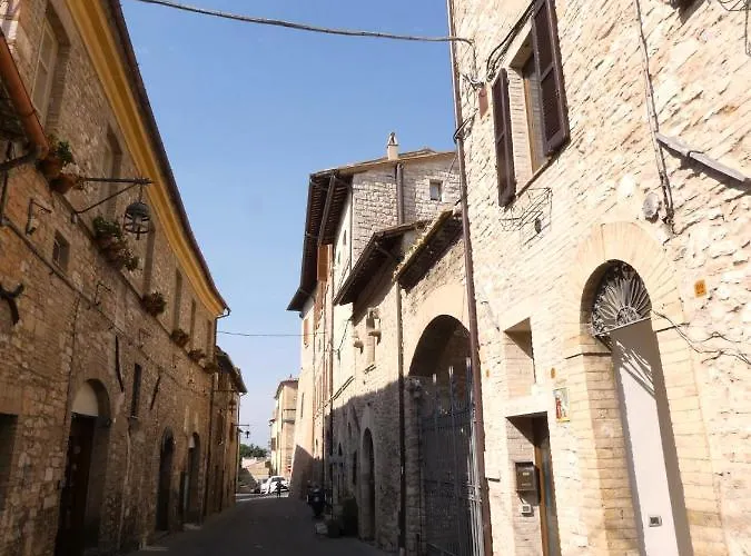 Scappo In Umbria, La Casa Di Eude *